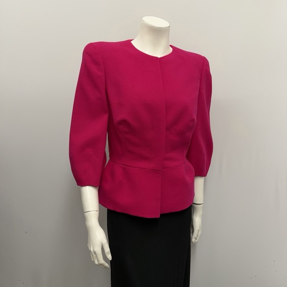 Alexander McQueen Jacket Fuchsia NWT $2245.00 100% Wool Crepe STUNNING Sz. 44 6